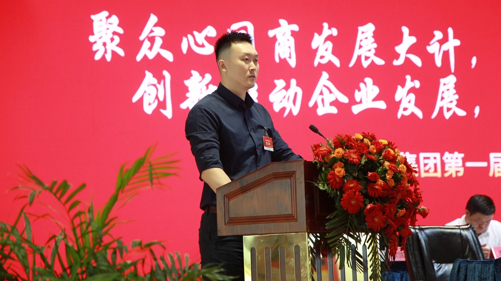 李主席3_副本.jpg
